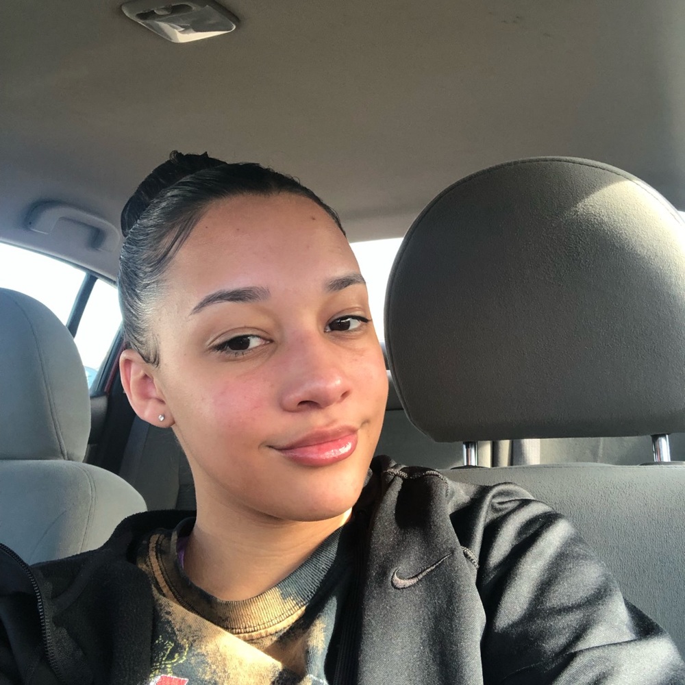 Meet your Posher, Kiah